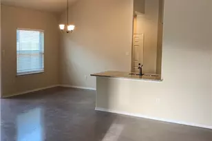 379 Joanne Loop, Buda, TX 78610 - Photo 5