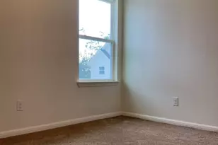 2002 W 2nd St, Taylor, TX 76574 - Photo 9