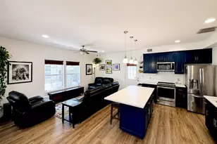 1612 N Miriam Ave, Austin, TX 78702 - Photo 7