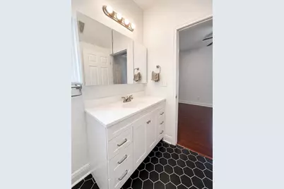 1612 N Miriam Avenue #B, Austin, TX 78702 - Photo 23