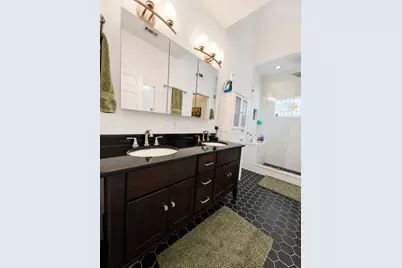 1612 N Miriam Avenue #B, Austin, TX 78702 - Photo 15
