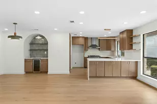 12017 Wycliff Ln, Austin, TX 78727 - Photo 17