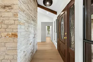 12017 Wycliff Ln, Austin, TX 78727 - Photo 11