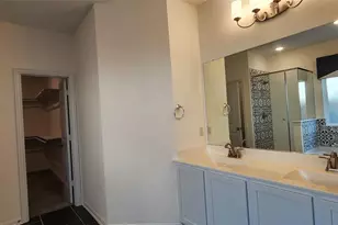 201 Water Grass Trl, Clute, TX 77531 - Photo 17