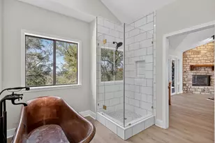 95 Gateway North N, Marble Falls, TX 78654 - Photo 5