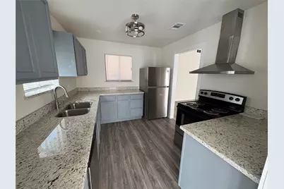 1009 Bowie Street, Lockhart, TX 78644 - Photo 23