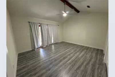 1009 Bowie Street, Lockhart, TX 78644 - Photo 25