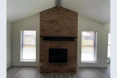 1009 Bowie Street, Lockhart, TX 78644 - Photo 33