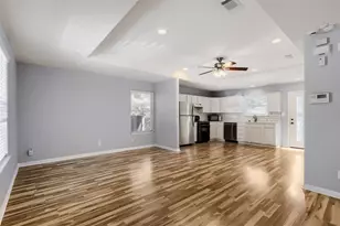 2109 Pennsylvania Ave, Austin, TX 78702 - Photo 1