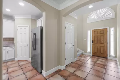 6914 Thorncliffe Drive, Austin, TX 78731 - Photo 15