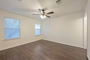 6733 Doyal Dr, Austin, TX 78747 - Photo 11