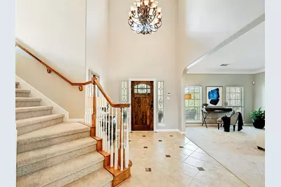 10106 Dianella Lane, Austin, TX 78759 - Photo 5