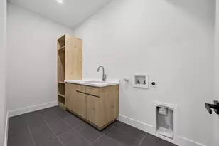 1020 Mountain Leather Dr, Horseshoe Bay, TX 78657 - Photo 15