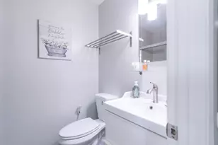 1515 Glenmeadows Dr, Round Rock, TX 78681 - Photo 11