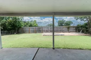1515 Glenmeadows Dr, Round Rock, TX 78681 - Photo 21