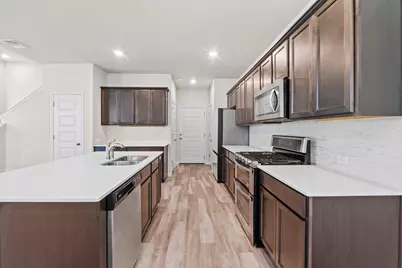 7907 Mellencamp Drive #202, Austin, TX 78744 - Photo 17