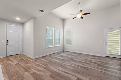 7907 Mellencamp Drive #202, Austin, TX 78744 - Photo 7
