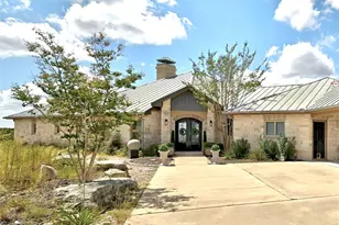 8075 Mt Sharp Rd, Wimberley, TX 78676 - Photo 3