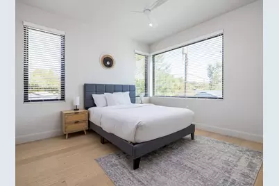 6620 Isabelle Drive #B, Austin, TX 78752 - Photo 23