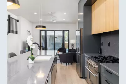 6620 Isabelle Drive #B, Austin, TX 78752 - Photo 9