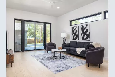 6620 Isabelle Drive #B, Austin, TX 78752 - Photo 11