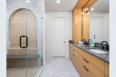 6620 Isabelle Drive #B, Austin, TX 78752 - Photo 17