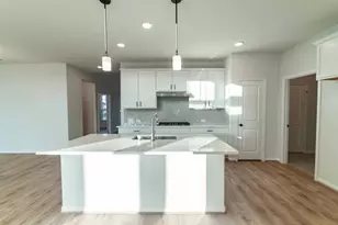 332 Hollister Dr, Liberty Hill, TX 78642 - Photo 7