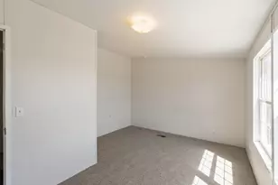 901 Thousand Oaks Trail, Liberty Hill, TX 78642 - Photo 15