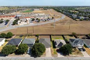 122 Holland St, Hutto, TX 78634 - Photo 27