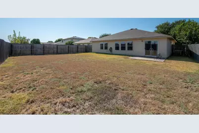 122 Holland Street, Hutto, TX 78634 - Photo 25