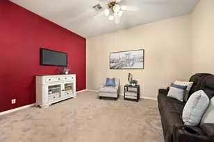 122 Holland St, Hutto, TX 78634 - Photo 13