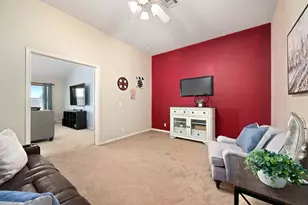 122 Holland St, Hutto, TX 78634 - Photo 13