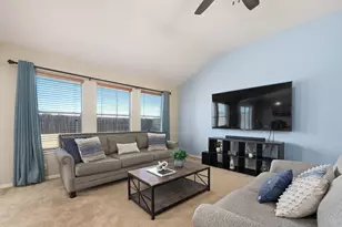 122 Holland St, Hutto, TX 78634 - Photo 7