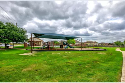 122 Holland Street, Hutto, TX 78634 - Photo 35