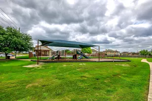 122 Holland St, Hutto, TX 78634 - Photo 35