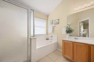 122 Holland St, Hutto, TX 78634 - Photo 19