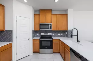 7106 Summer Tanager Dr, Austin, TX 78744 - Photo 9