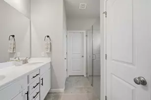 10832 Jameson Dr, Austin, TX 78747 - Photo 17