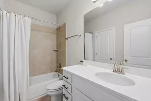 10832 Jameson Dr, Austin, TX 78747 - Photo 27
