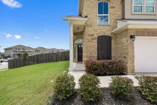 10832 Jameson Dr, Austin, TX 78747 - Photo 5