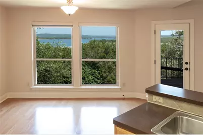 6400 Lakeshore Drive, Lago Vista, TX 78645 - Photo 9