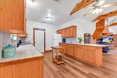117 County Road 407, Spicewood, TX 78669 - Photo 9