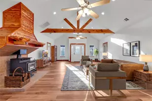 117 Co Rd 407, Spicewood, TX 78669 - Photo 3