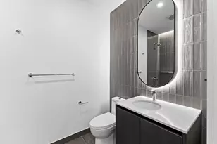 610 Davis St, Austin, TX 78701 - Photo 13