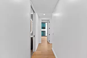 610 Davis St, Austin, TX 78701 - Photo 9