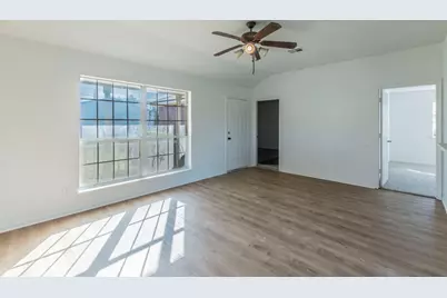 902 S 24th Street, Temple, TX 76501 - Photo 3