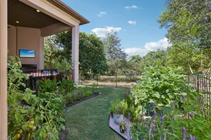 329 Mendocino Ln, Austin, TX 78737 - Photo 25