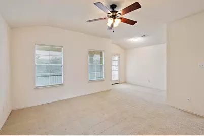 570 Hogan, Kyle, TX 78640 - Photo 21