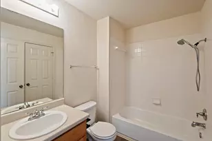 570 Hogan, Kyle, TX 78640 - Photo 17