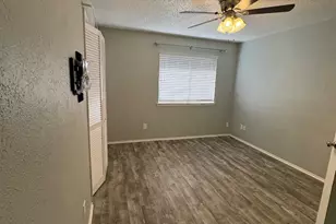 317 W William Cannon Dr, Austin, TX 78745 - Photo 17